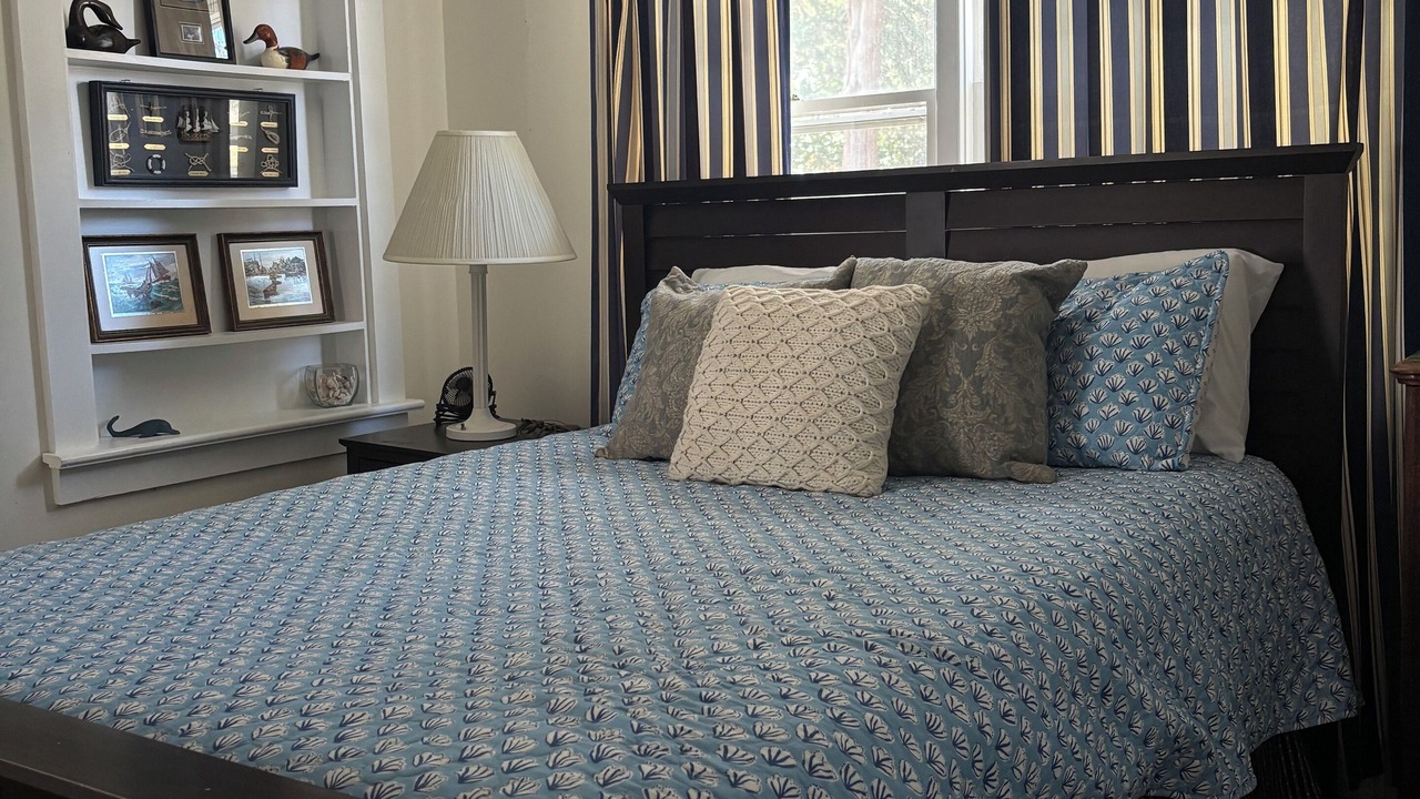 Photo of Bedroom in Newport