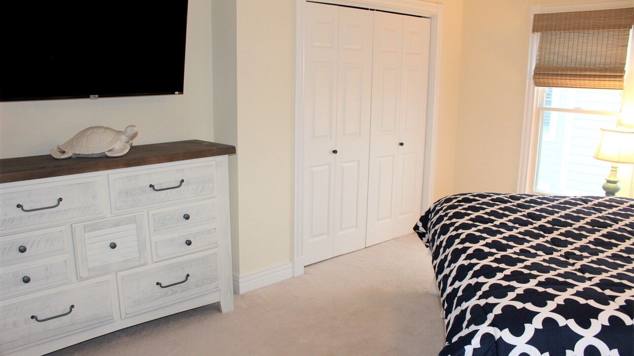 Photo of Bedroom in Manteo