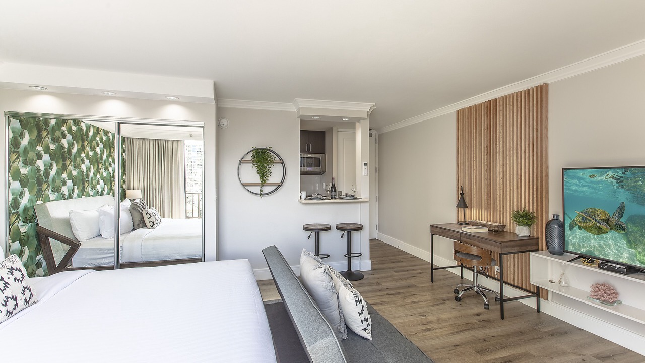 Photo of Bedroom in Waikiki