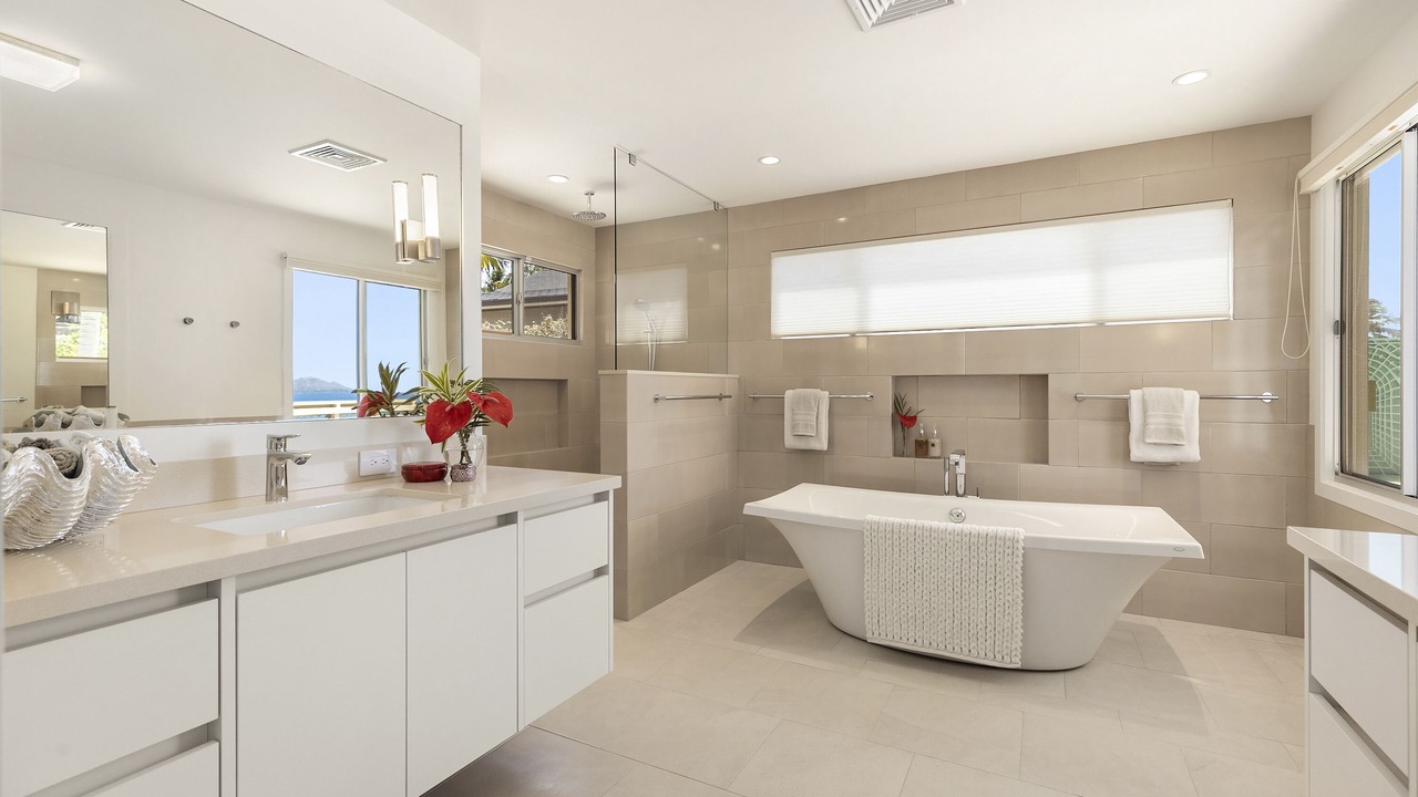 Photo of Bathroom in Hawaii Kai