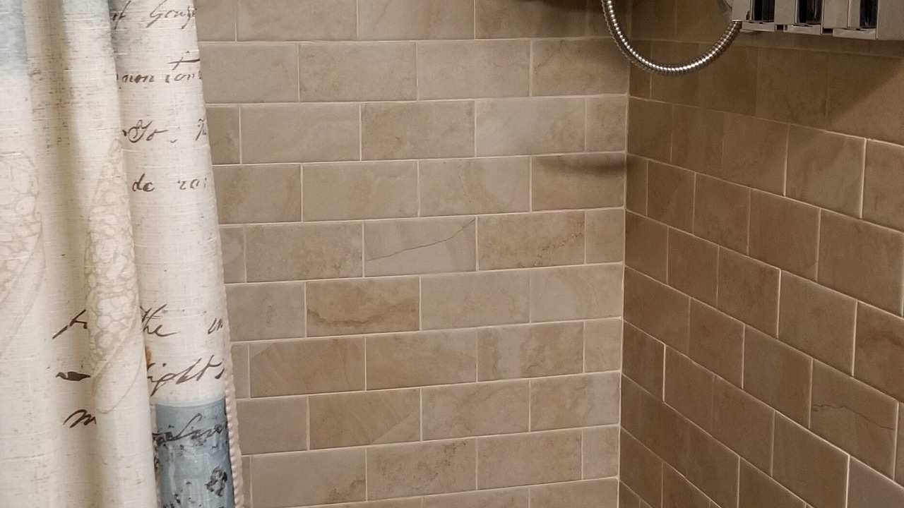 Photo of Bathroom in Garden City
