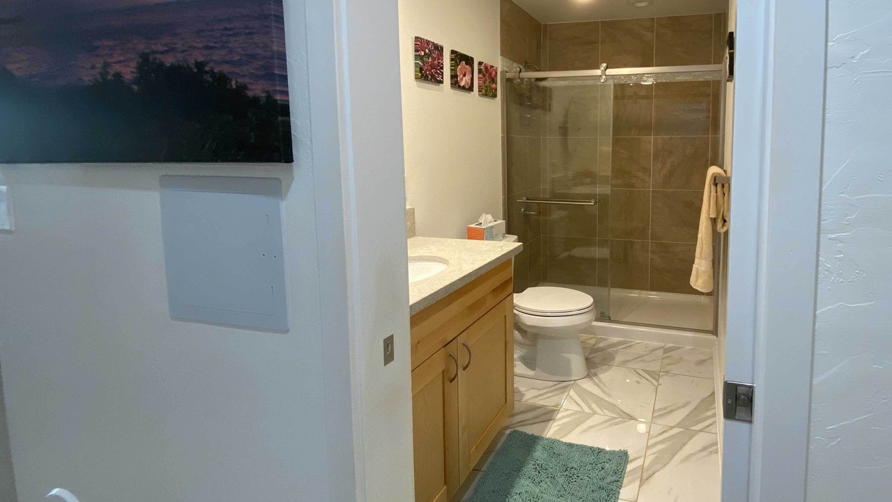 Photo of Bathroom in Ualapue