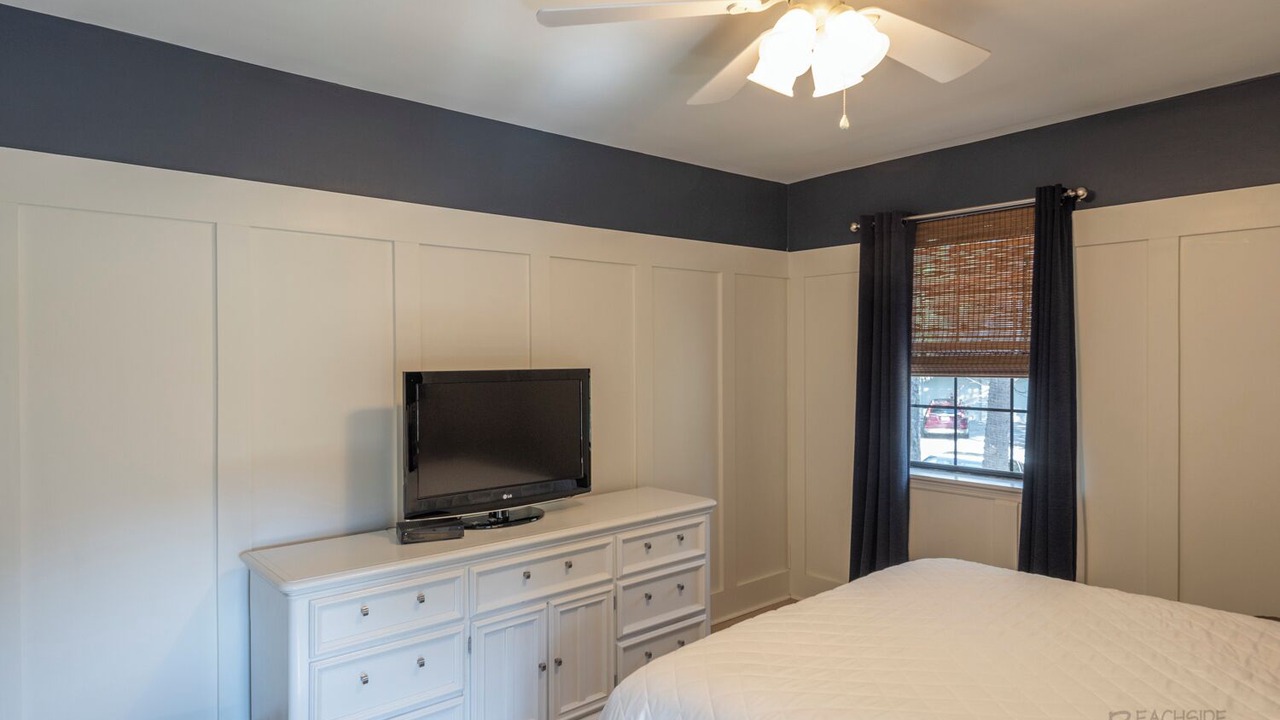 Photo of Bedroom in North Forest Beach