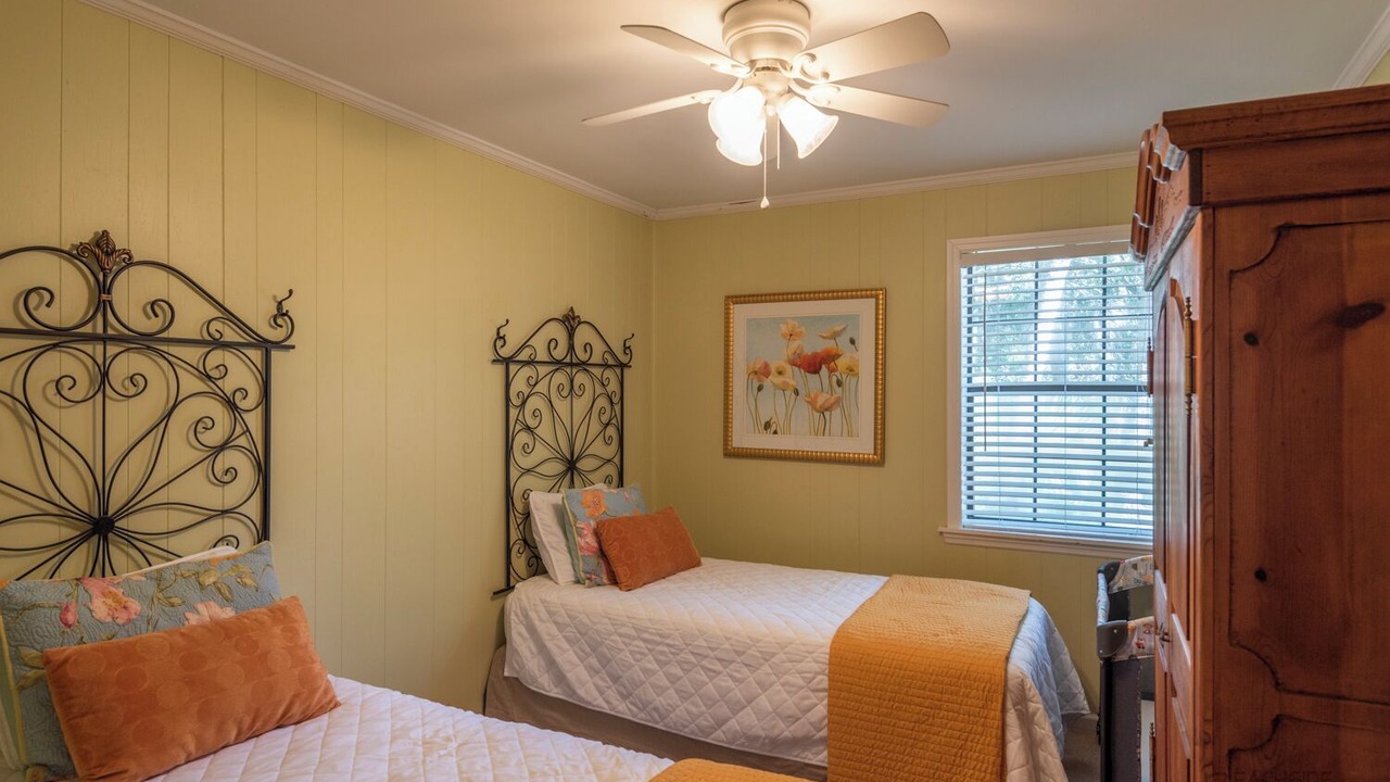 Photo of Bedroom in North Forest Beach