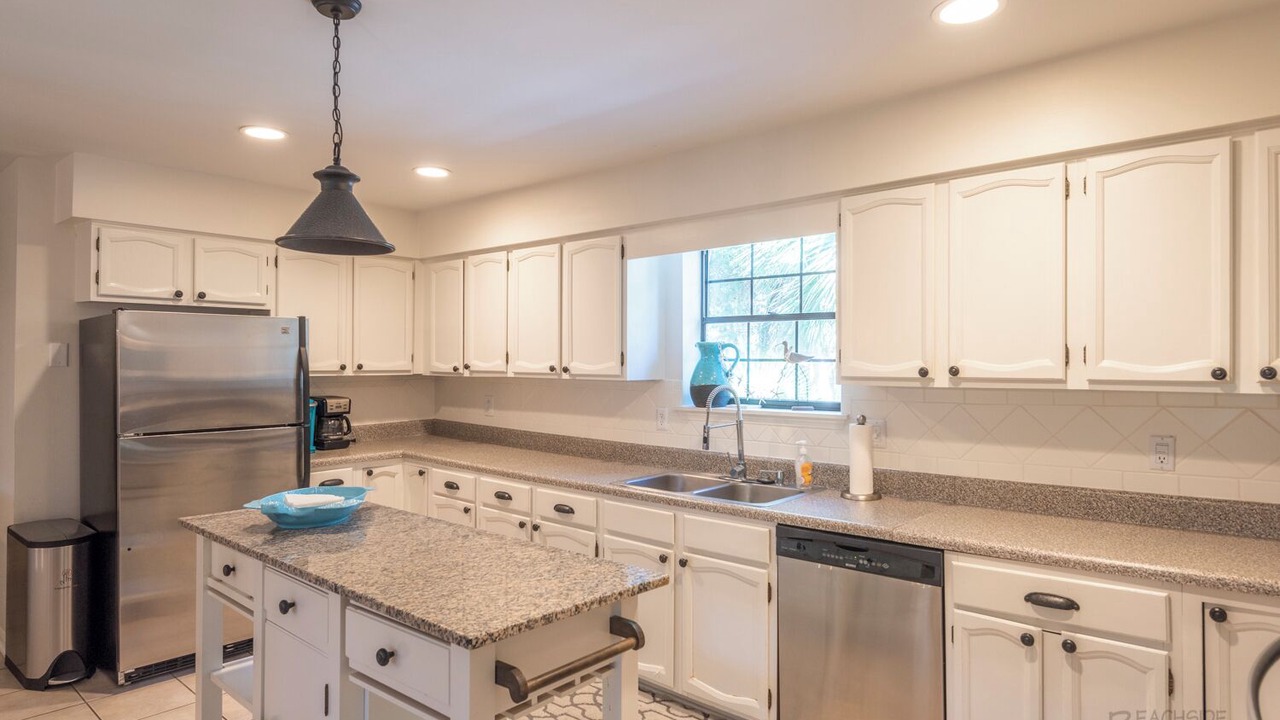 Photo of Kitchen in North Forest Beach
