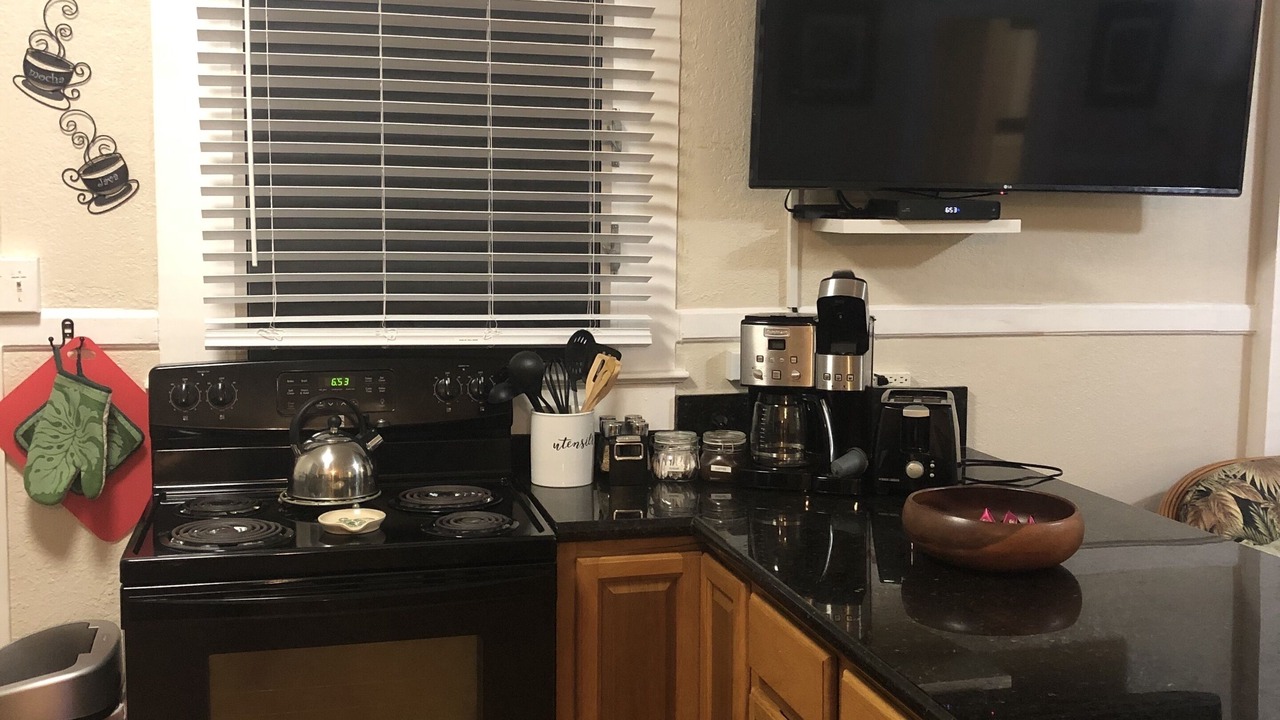Photo of Kitchen in Keaukaha
