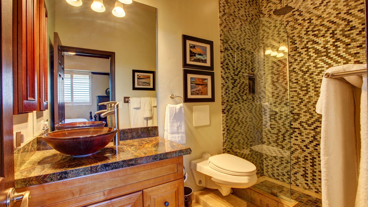 Photo of Bathroom in Maalaea