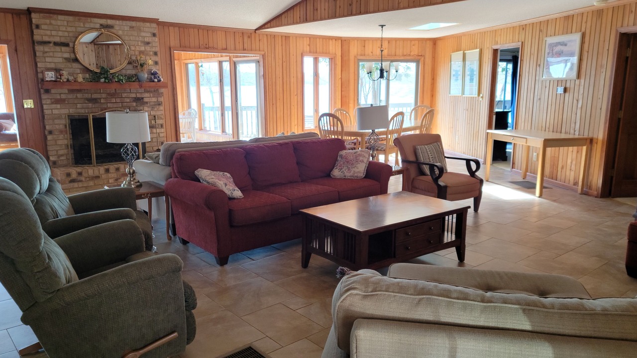 Photo of Livingroom in Hartwell