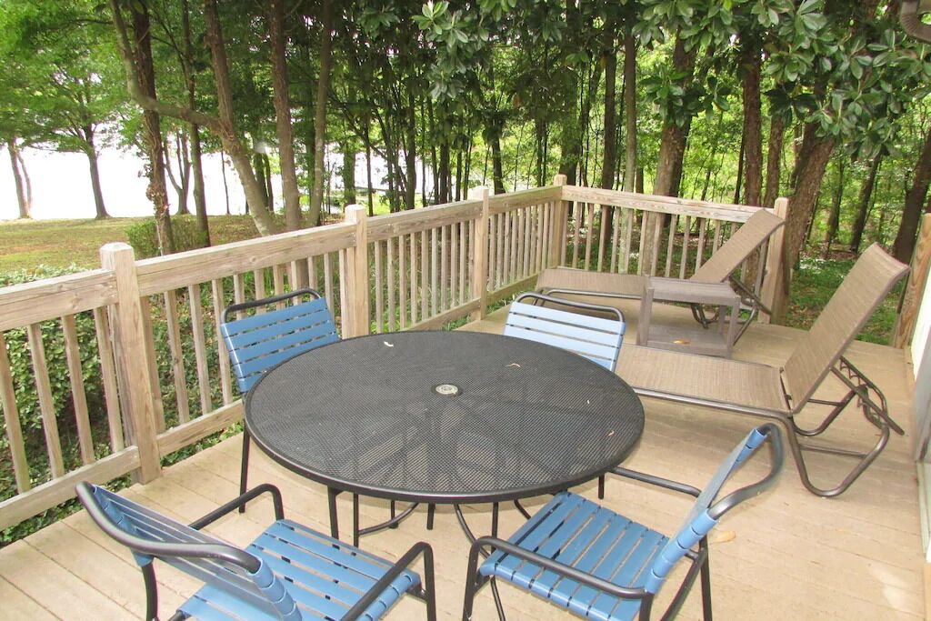 Photo of Outdoor in Hartwell
