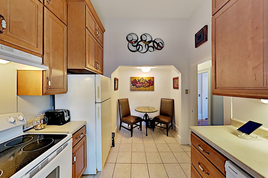 Photo of Kitchen in Thomas Square