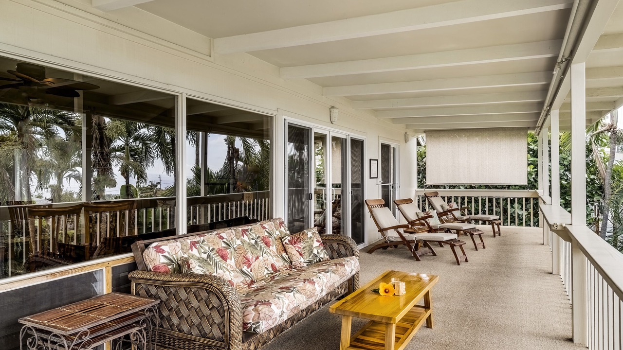 Photo of Others in Historic Kailua Village