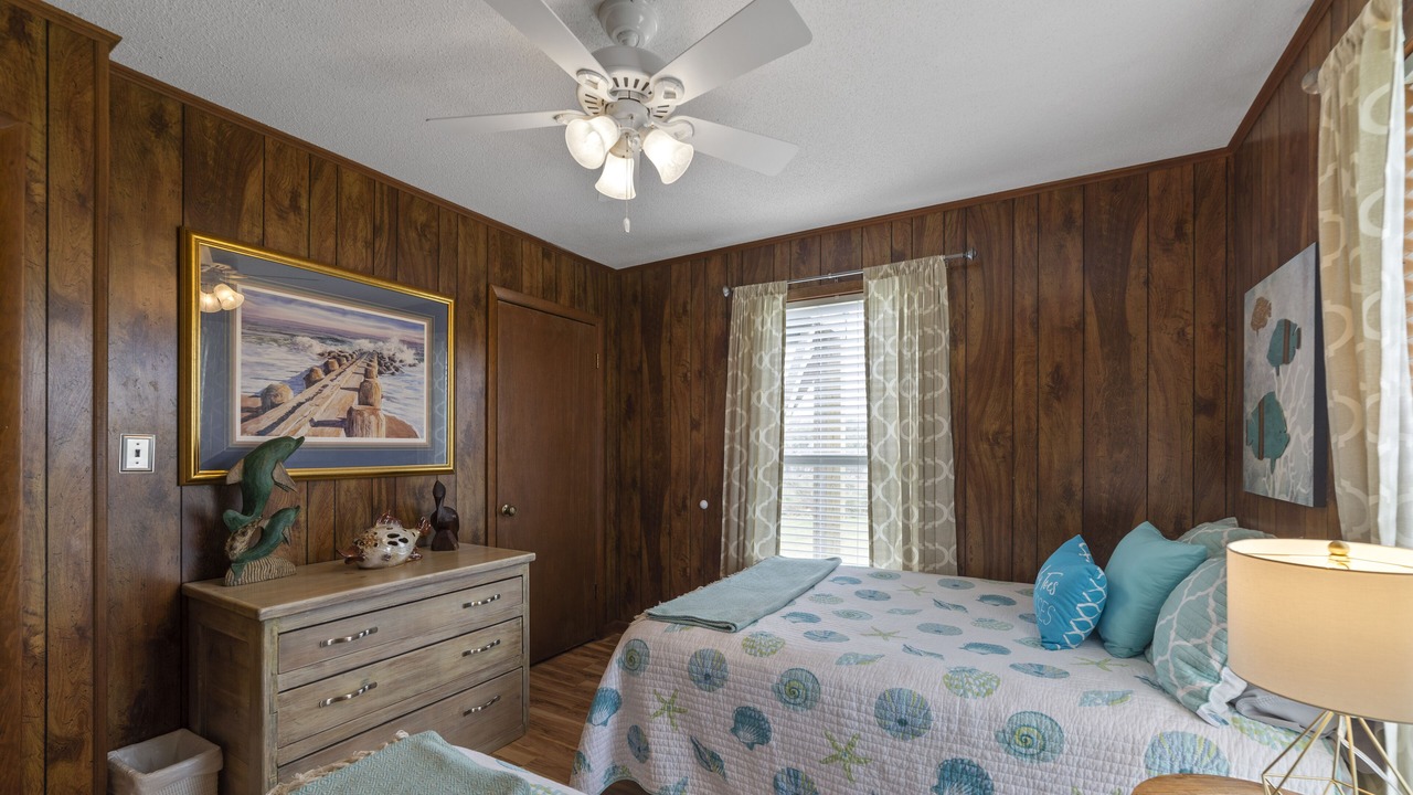 Photo of Bedroom in The Point