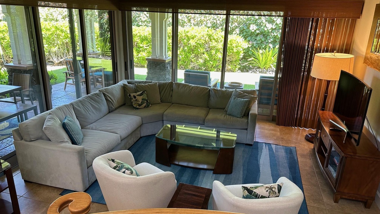 Photo of Livingroom in Kulalani