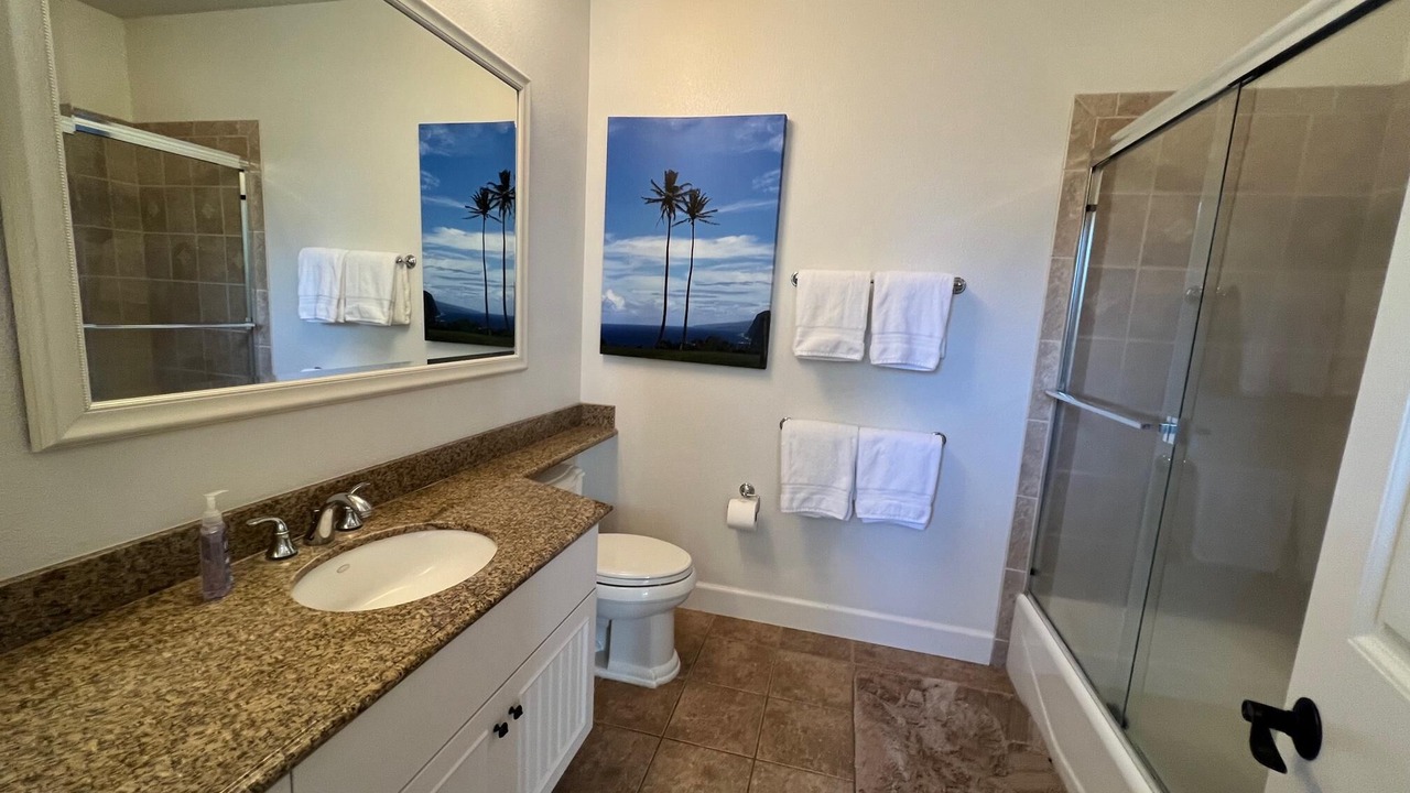 Photo of Bathroom in Kulalani
