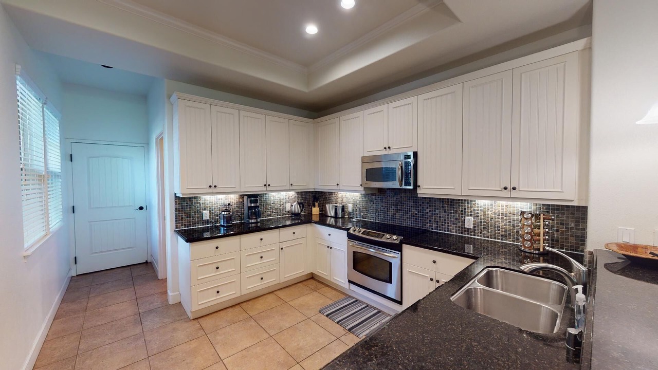 Photo of Kitchen in Kulalani