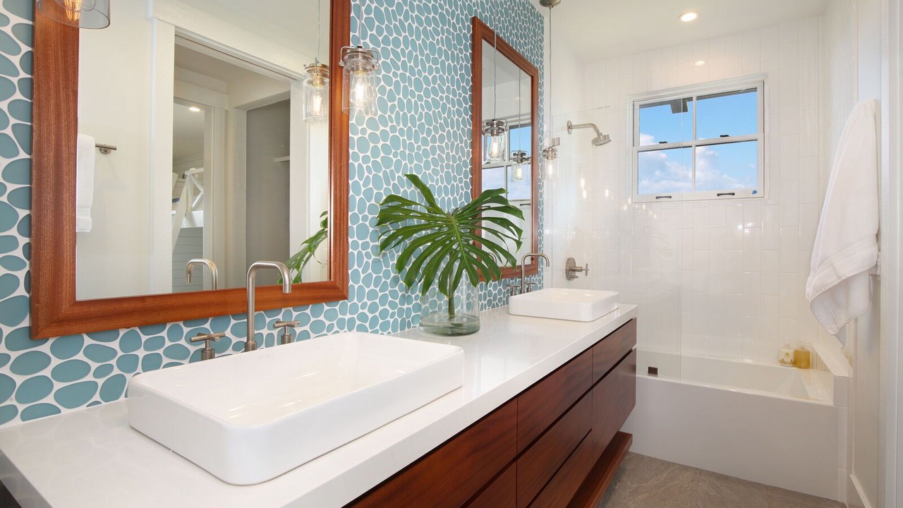 Photo of Bathroom in Poipu