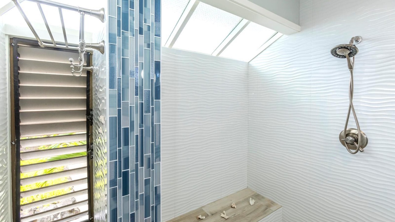 Photo of Bathroom in Napili