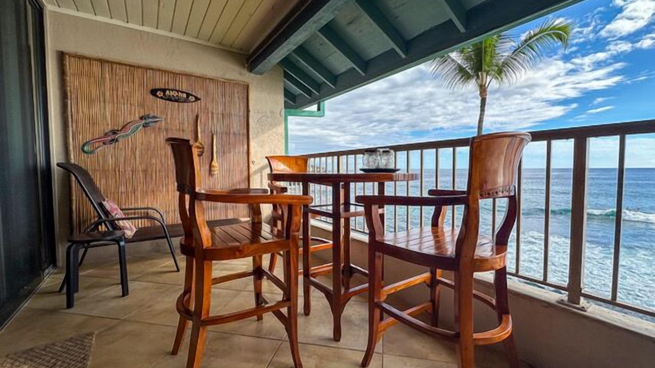 Photo of Others in Historic Kailua Village