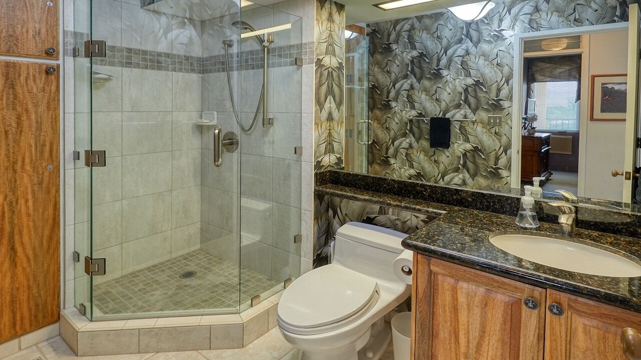 Photo of Bathroom in Kihei