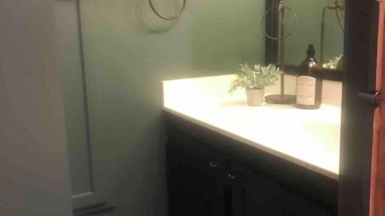Photo of Bathroom in Belmont Historic District