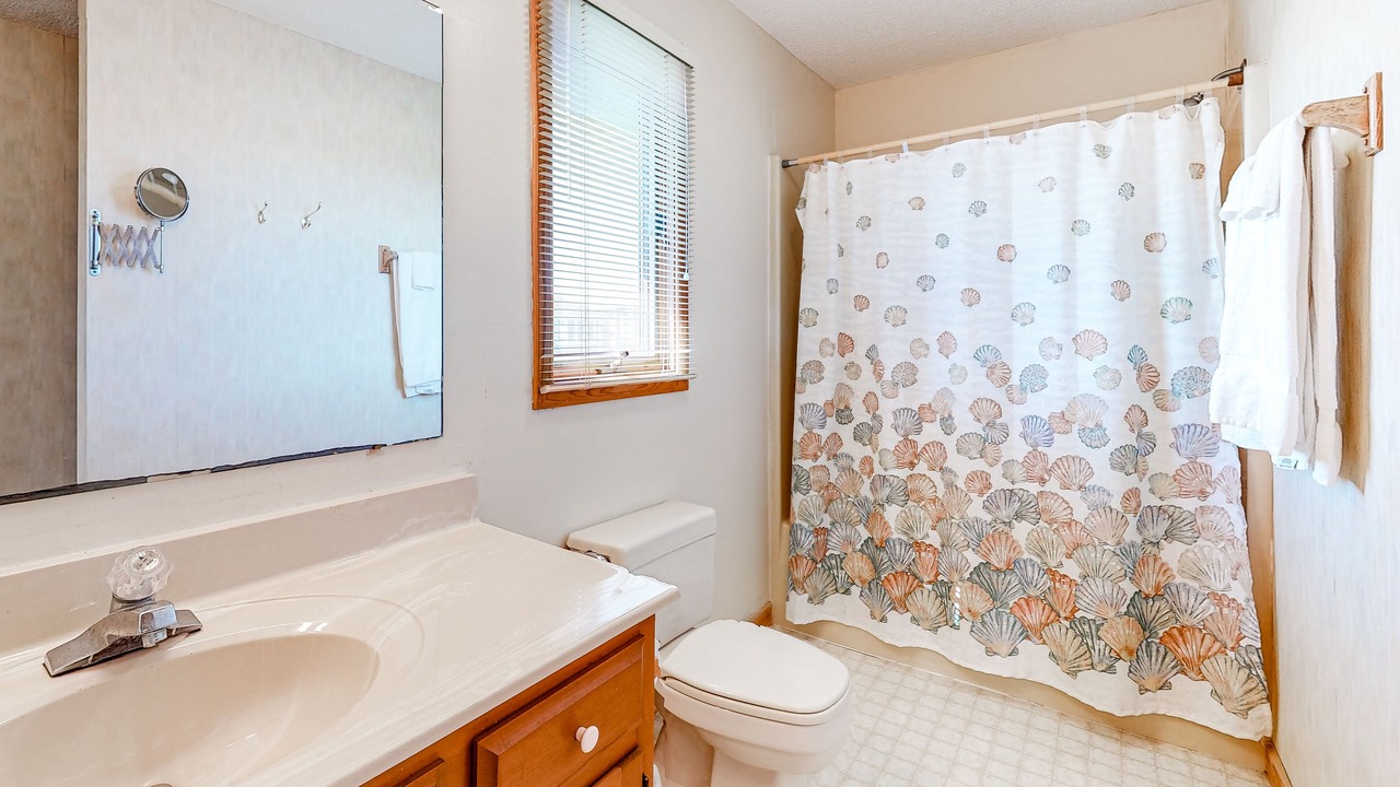 Photo of Bathroom in Brigands' Bay