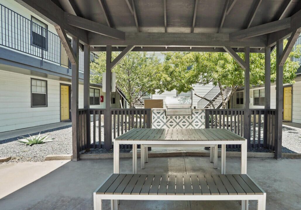 Photo of Outdoor in Brentwood