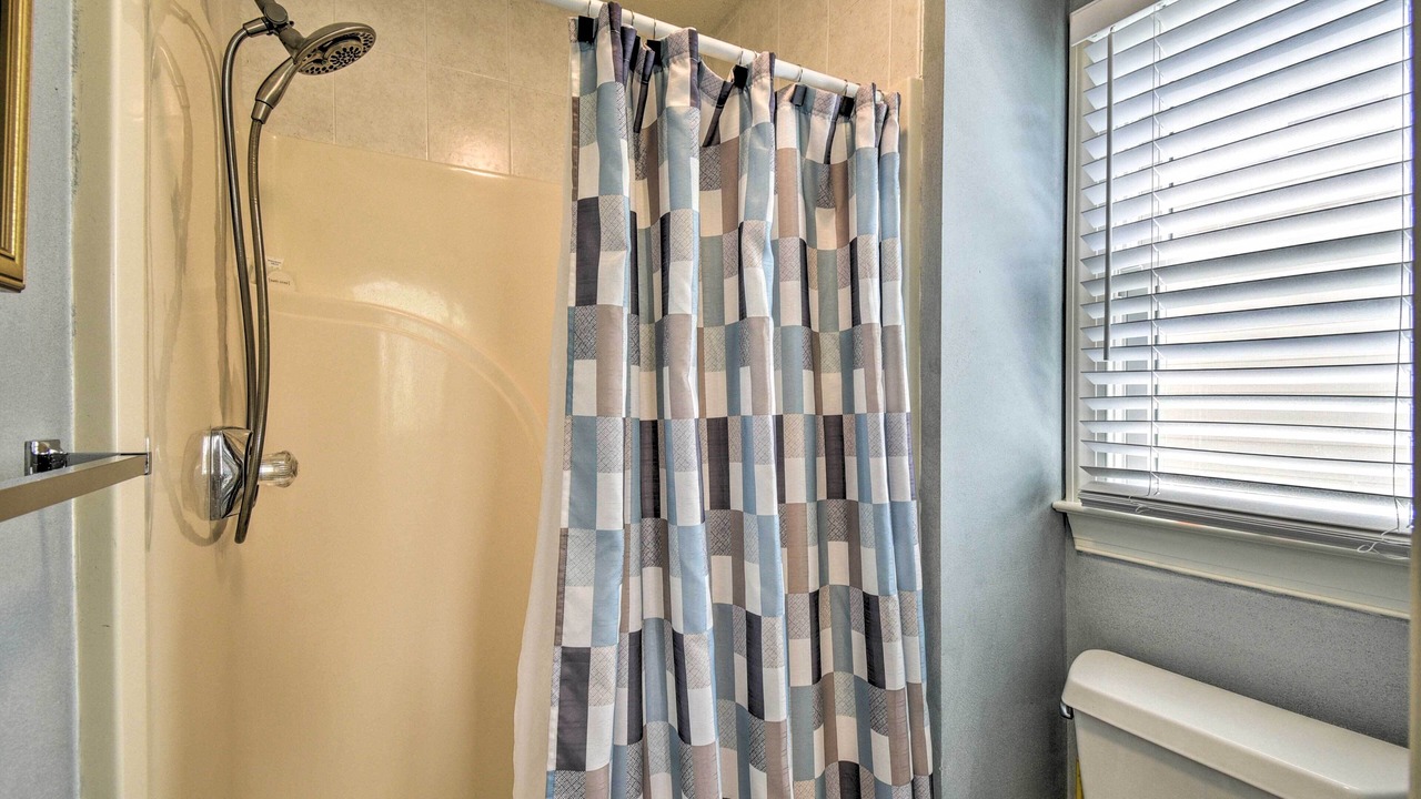 Photo of Bathroom in Corolla Light