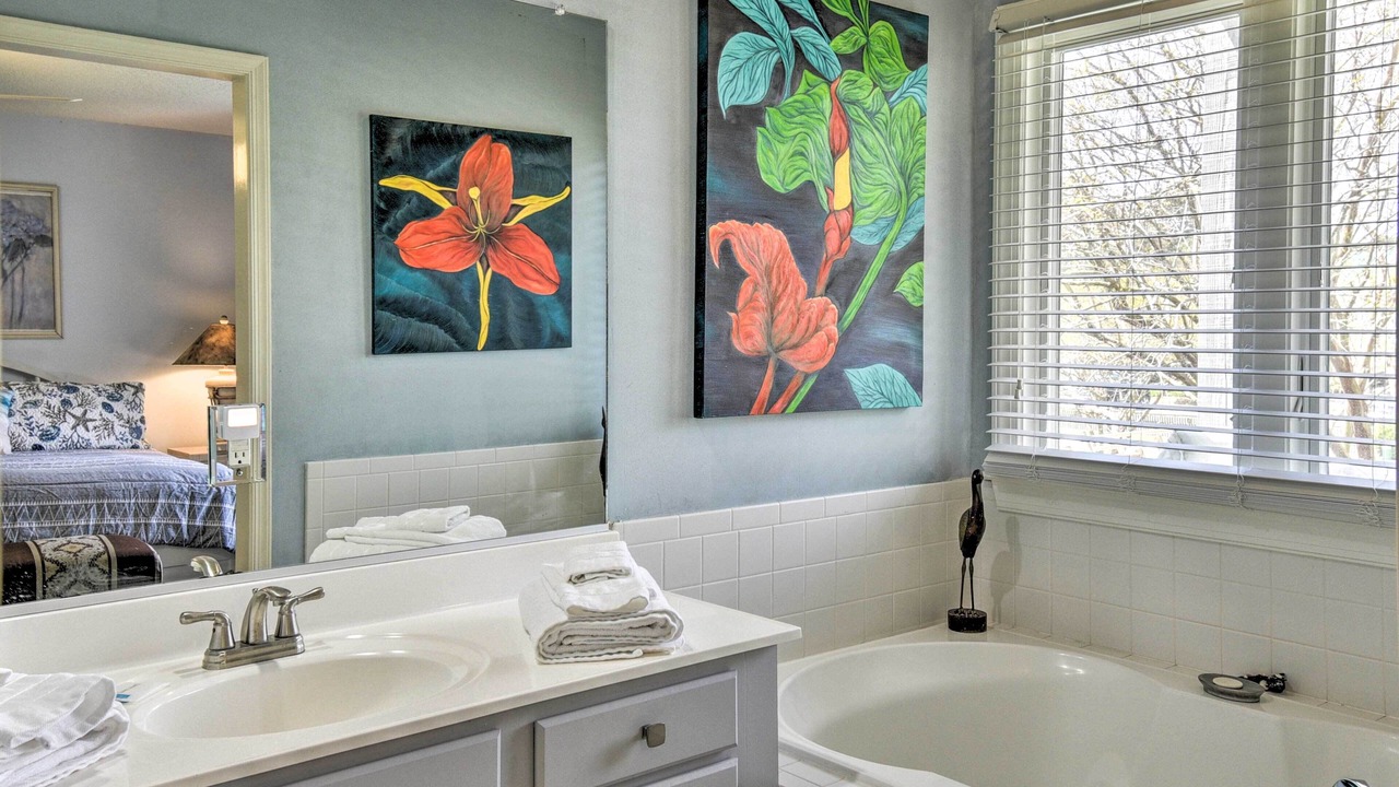 Photo of Bathroom in Corolla Light