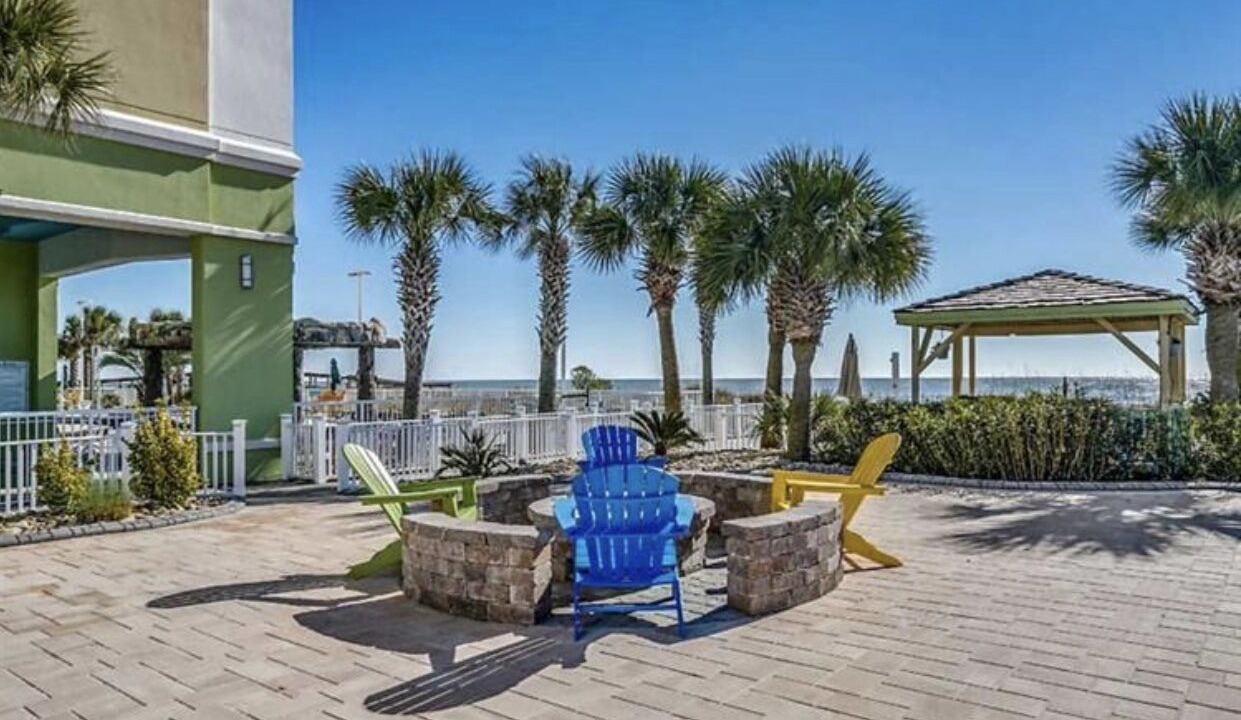 Photo of Patio Balcony in Cherry Grove Beach