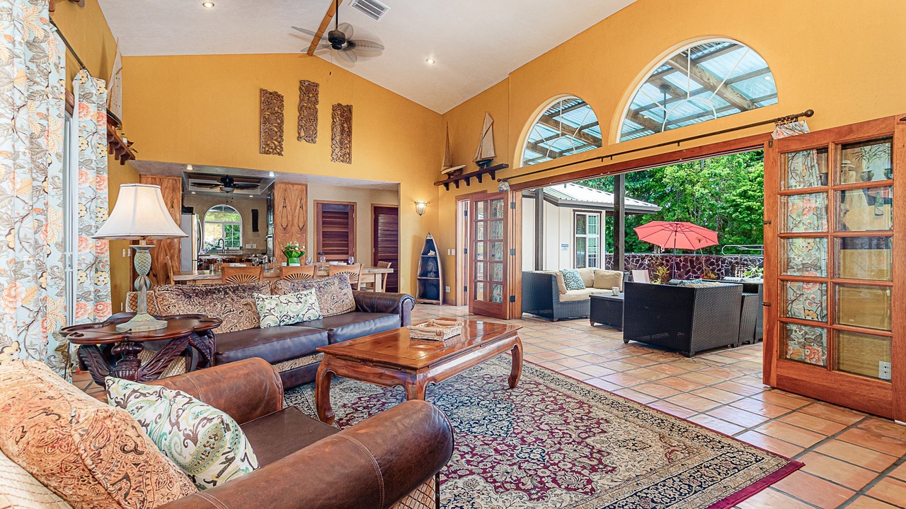 Photo of Bedroom in Keaau