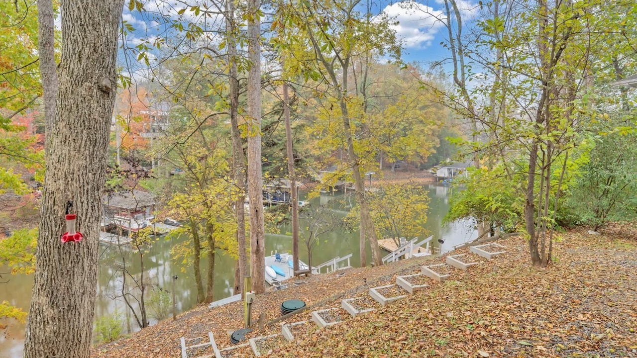 Photo of Outdoor in Moneta