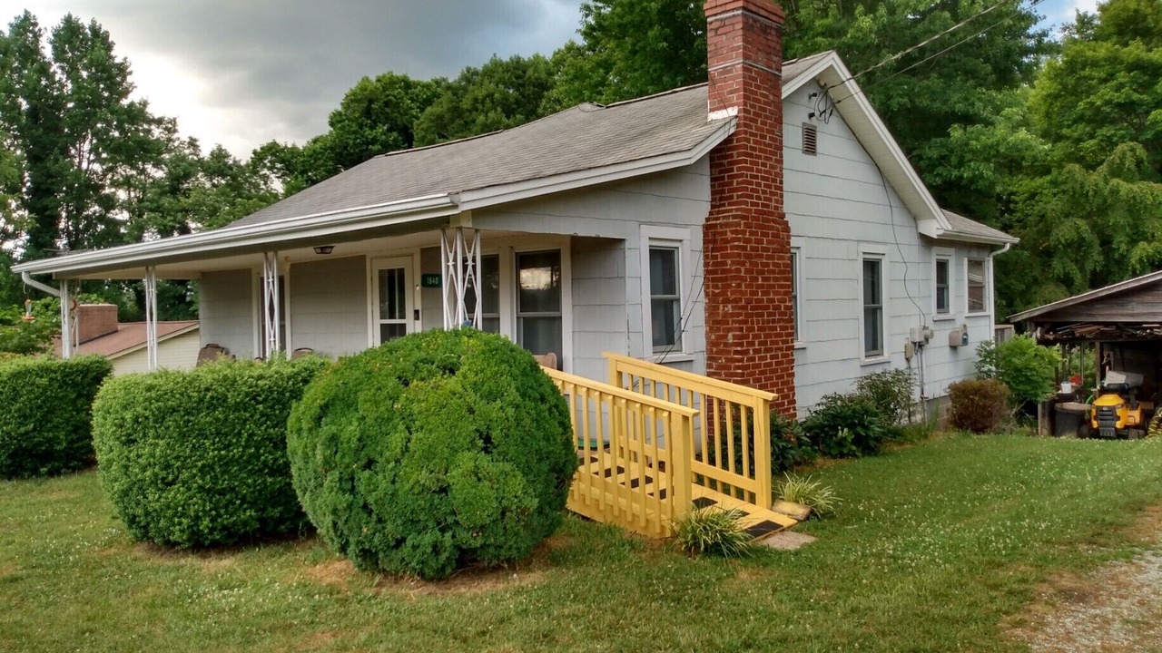 Photo of Outdoor in Morganton