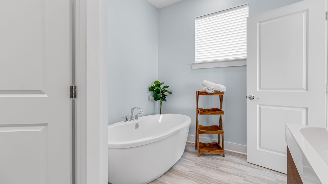 Photo of Bathroom in Crescent Beach