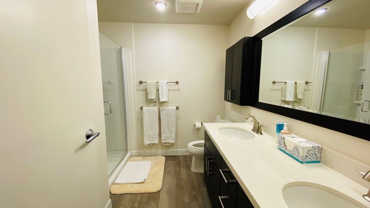 Photo of Bathroom in Downtown Honolulu