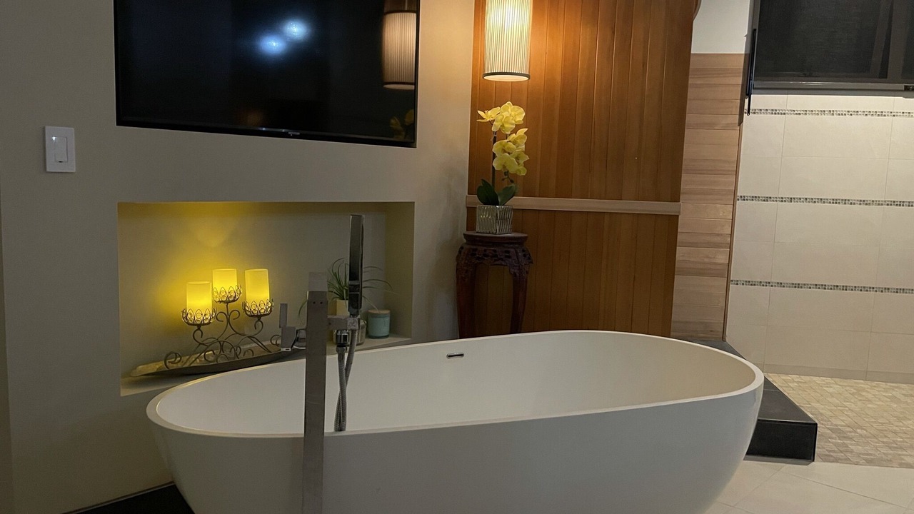 Photo of Bathroom in Makiki