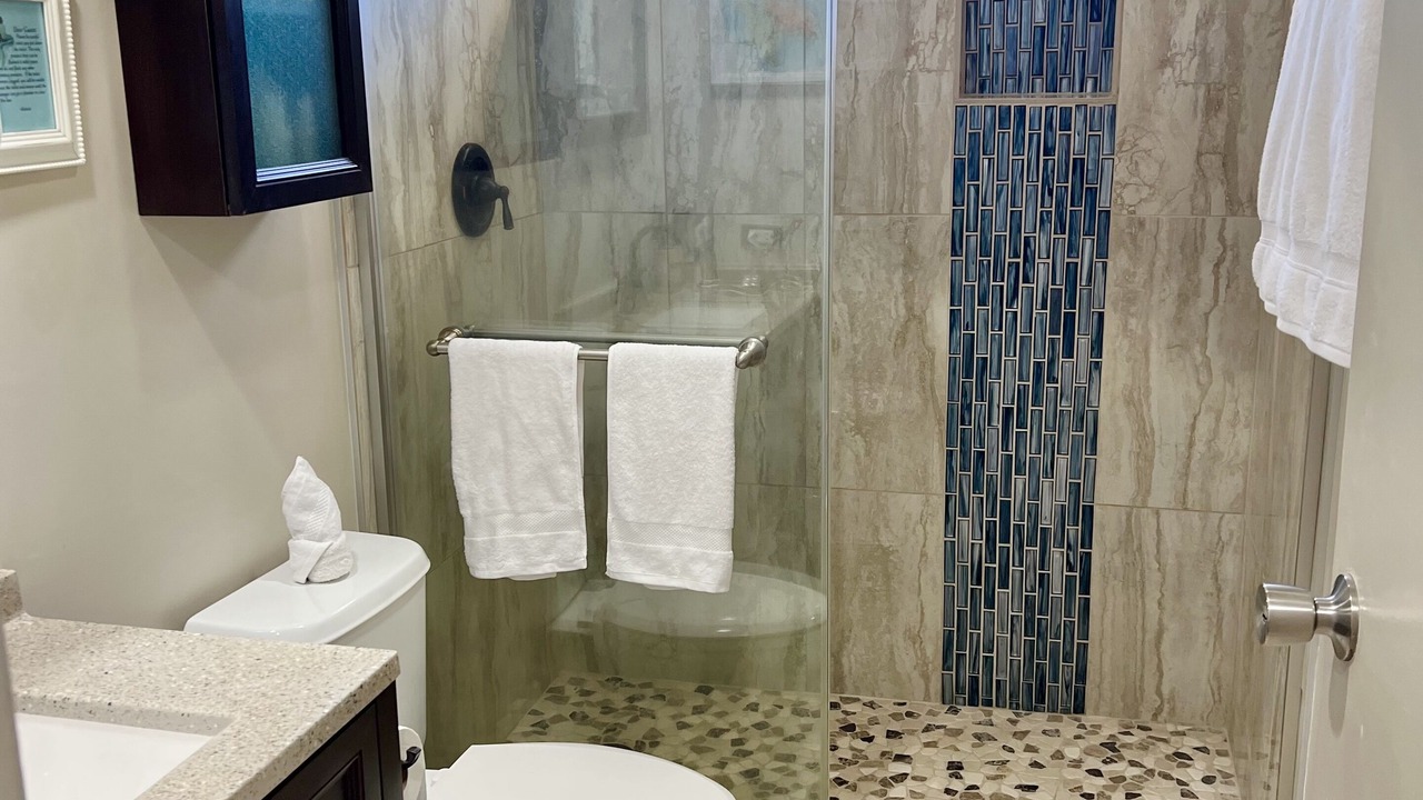 Photo of Bathroom in Honokowai