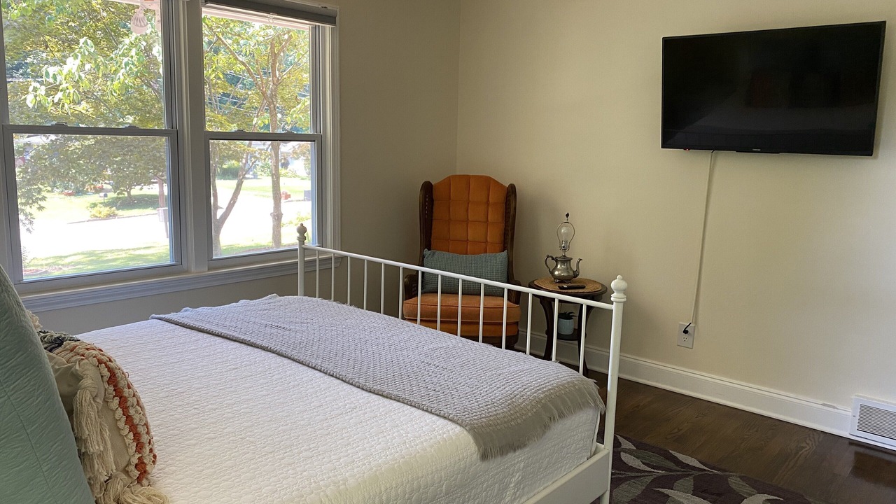 Photo of Bedroom in Tucker