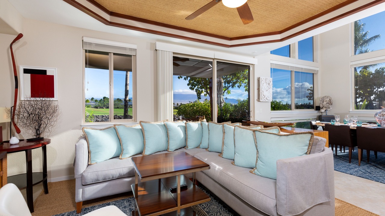 Photo of Livingroom in Kamuela