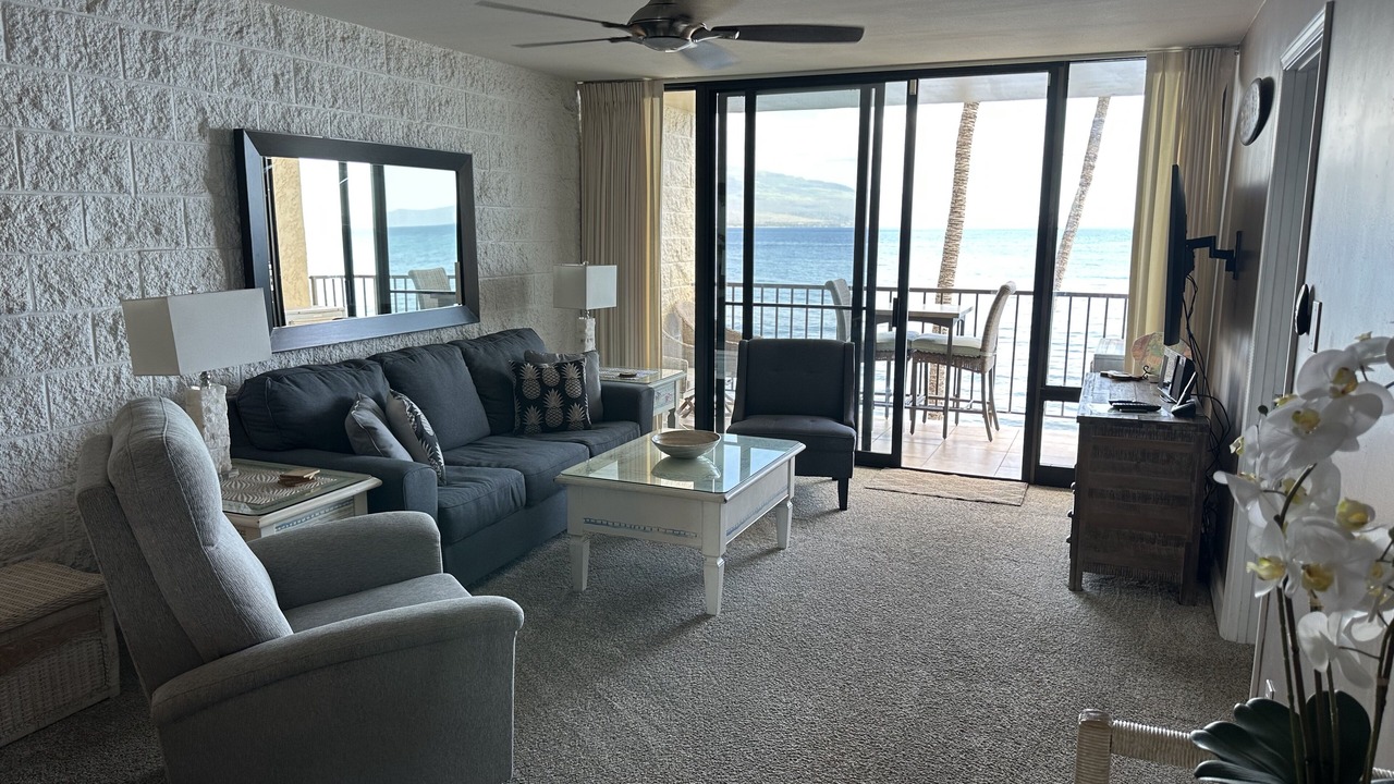 Photo of Bedroom in Maalaea