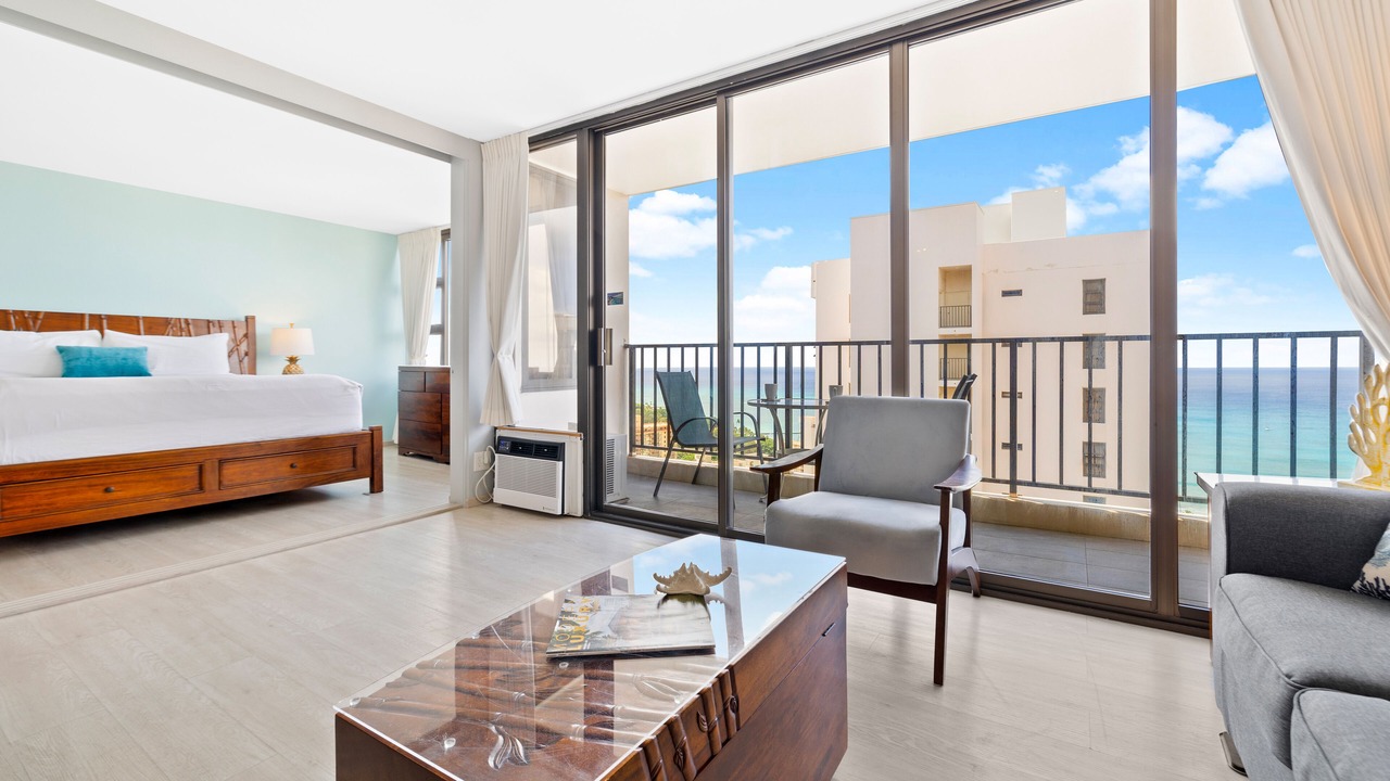 Photo of Bedroom in Waikiki