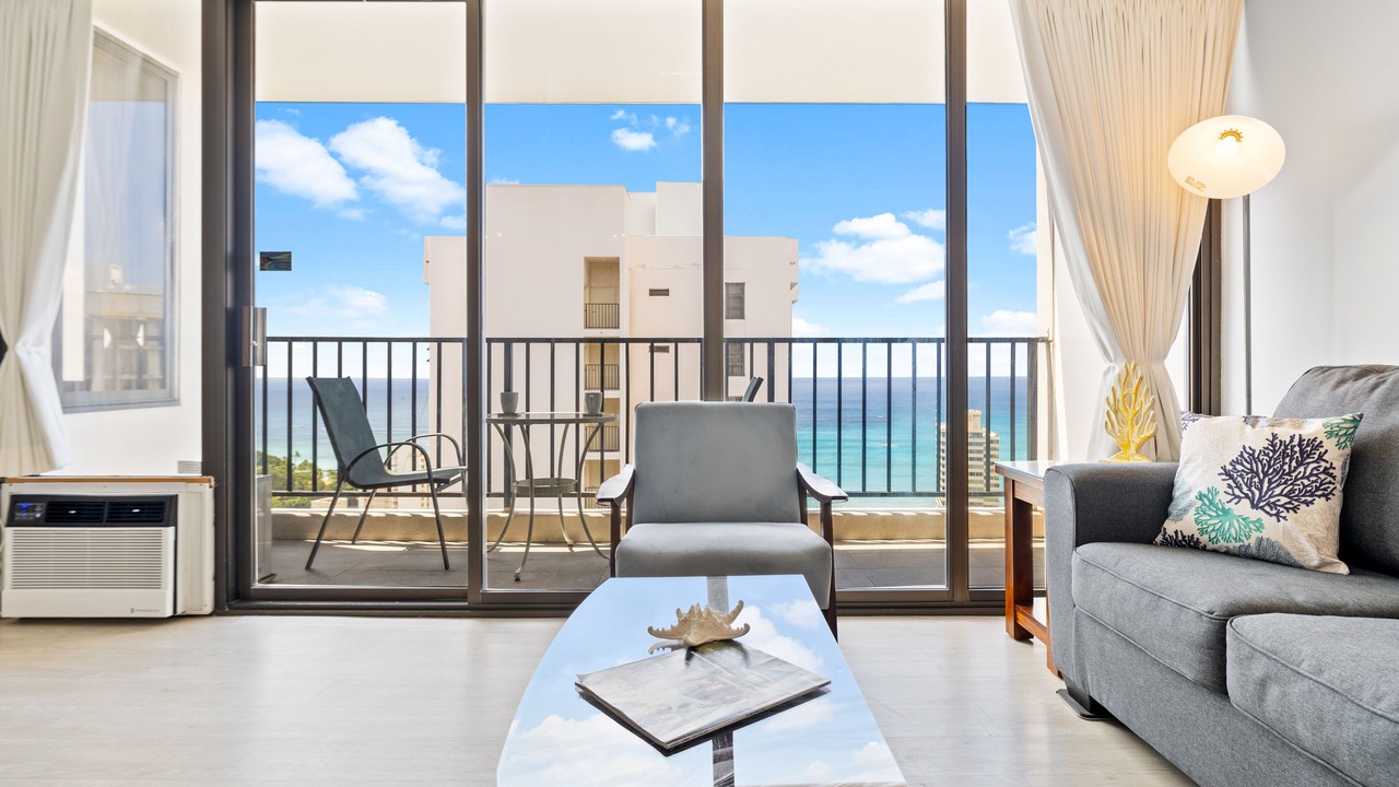 Photo of Bedroom in Waikiki