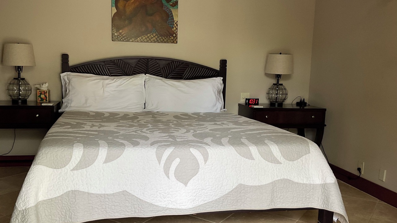 Photo of Bedroom in Kahaluu-Keauhou