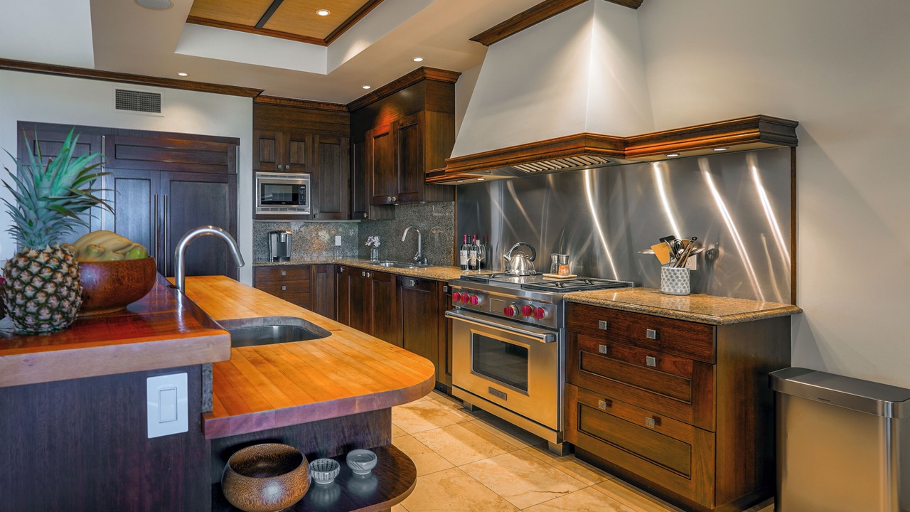 Photo of Kitchen in Waikoloa