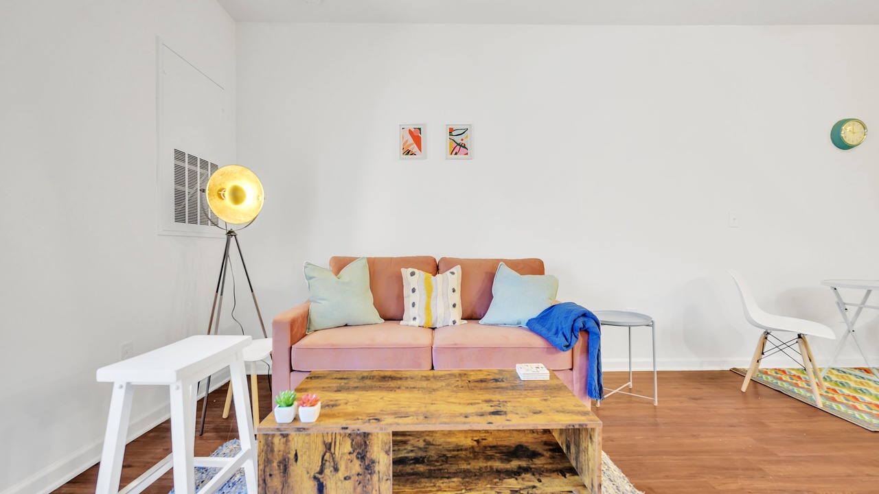 Photo of Livingroom in Ashbrook - Clawson Village
