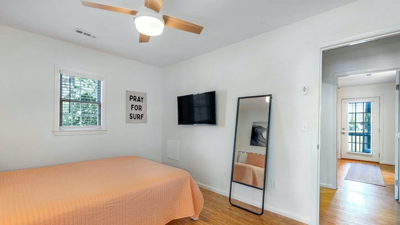 Photo of Bedroom in Ocean Ridge
