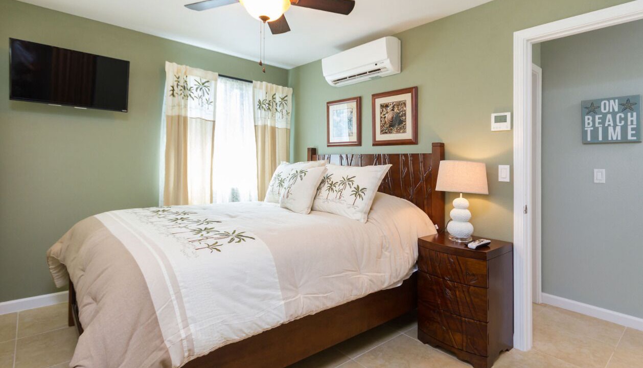 Photo of Bedroom in Waimanalo
