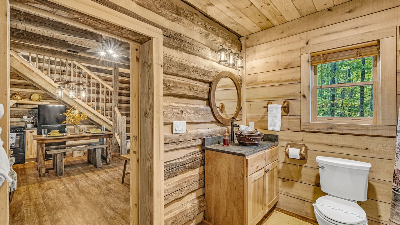 Photo of Bathroom in Smoky Mountains