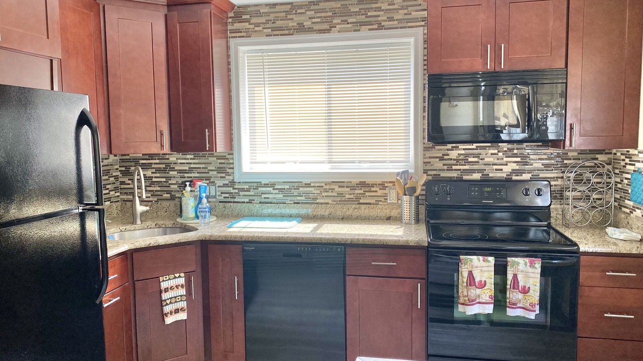 Photo of Kitchen in Hillsmere Shores