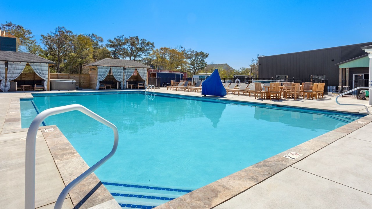 Photo of Outdoor in Corolla Light