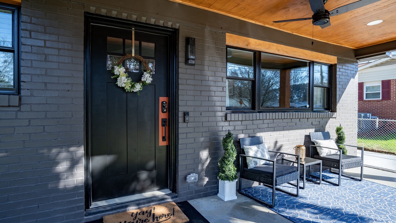 Photo of Patio Balcony in Southeast Raleigh